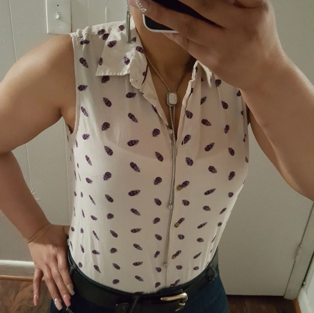 H&M. LO.G.G. blouse women's - Picture 2 of 8